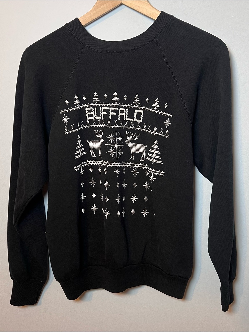 Vintage Christmas Sweatshirt Buffalo Crewneck Tultex size M black Made in USA